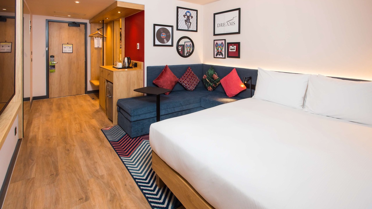 Photo of Bedroom in Hanger Hill