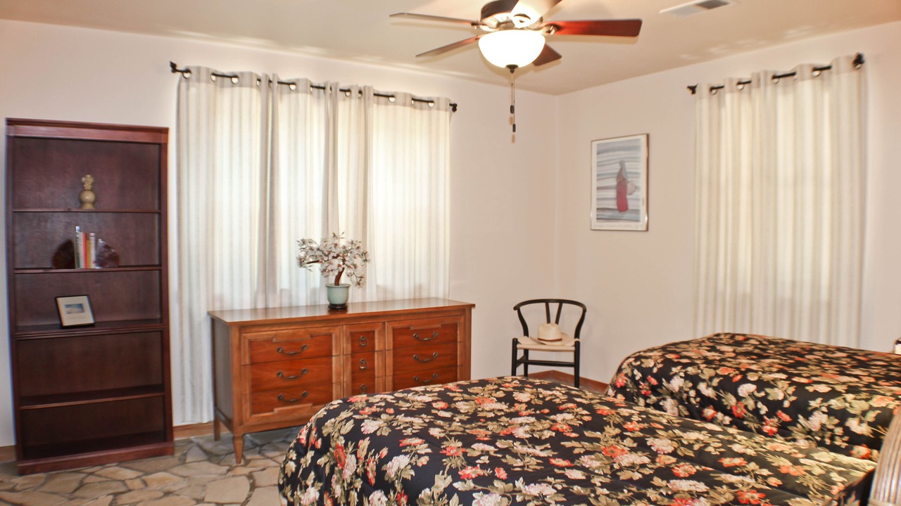 Photo of Bedroom in Yellville