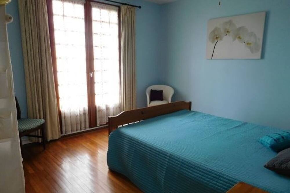 Photo of Bedroom in LʼAiguillon-sur-Mer