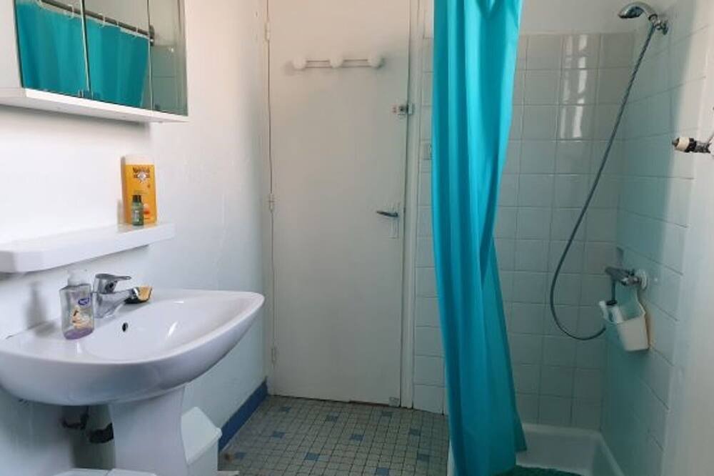 Photo of Bathroom in LʼAiguillon-sur-Mer
