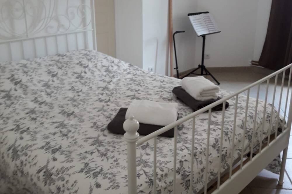 Photo of Bedroom in Chery-les-Pouilly