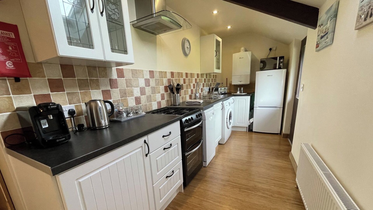 Photo of Kitchen in Broadwoodkelly