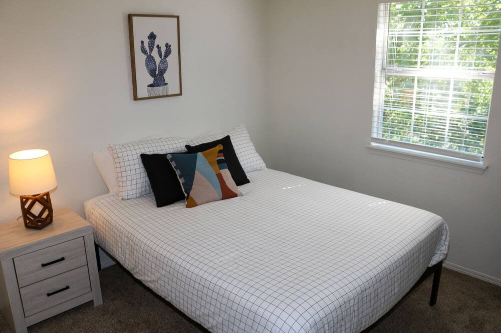 Photo of Bedroom in Fayetteville