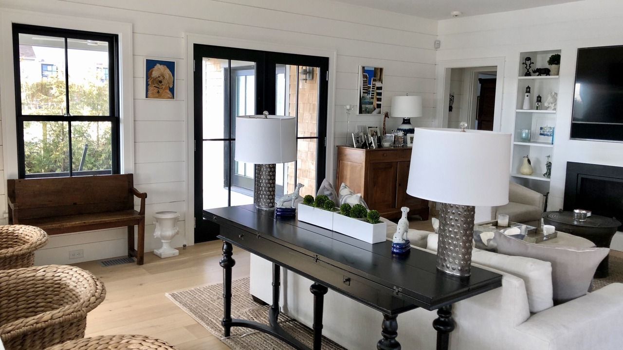 Photo of Livingroom in Nantucket Town