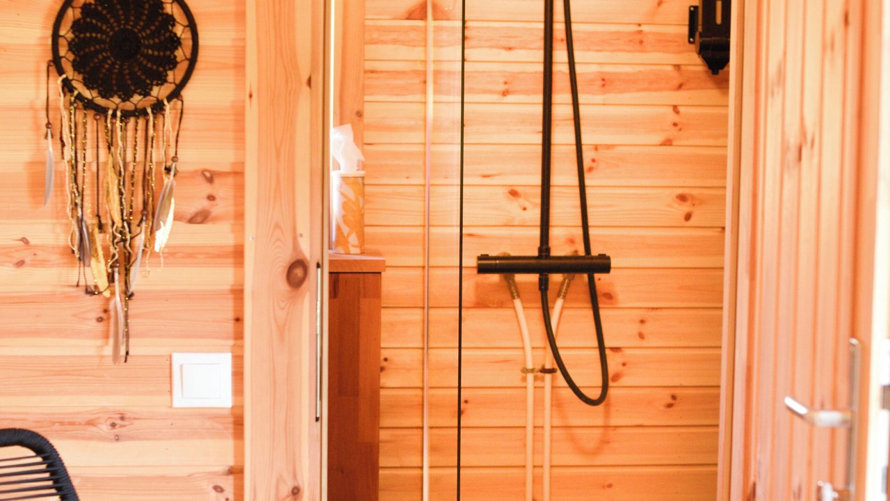 Photo of Bathroom in Cumieres