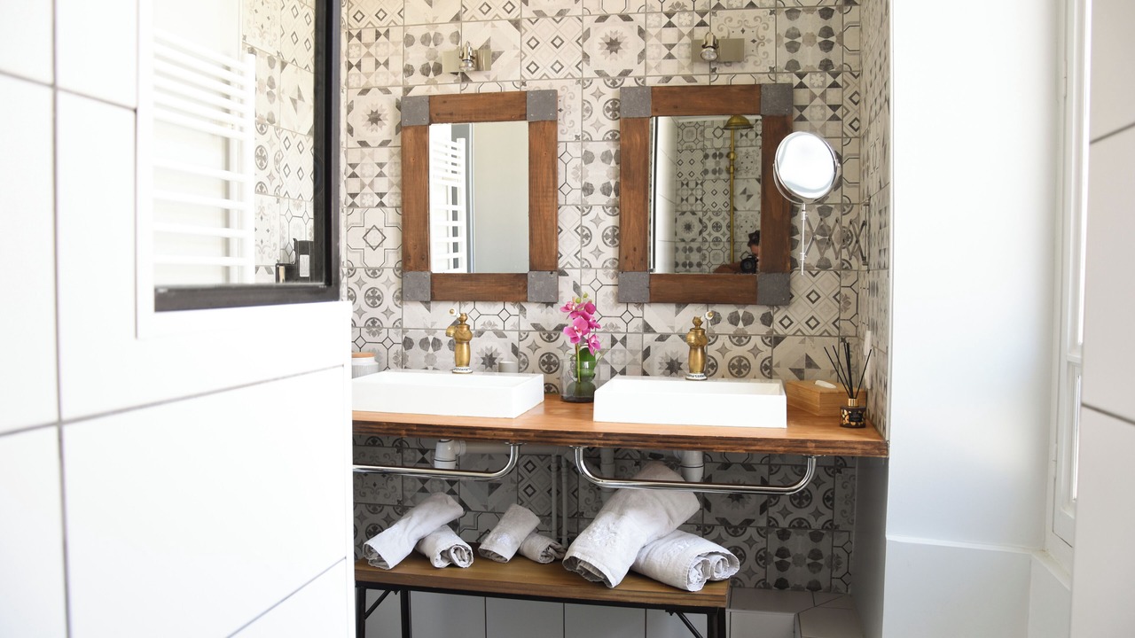 Photo of Bathroom in Cumieres