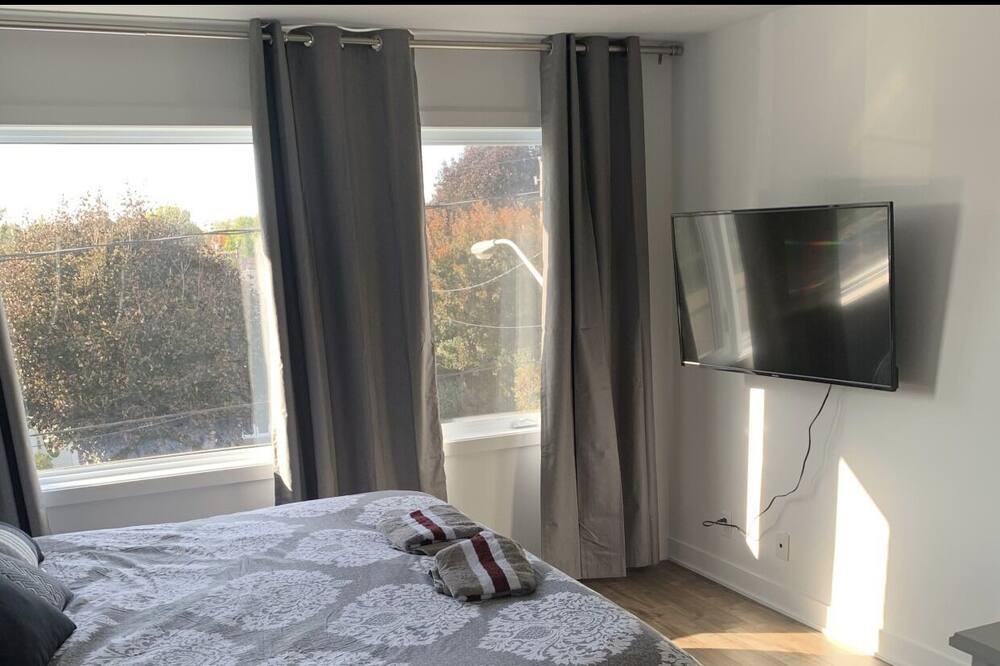 Photo of Bedroom in Saint-Hubert