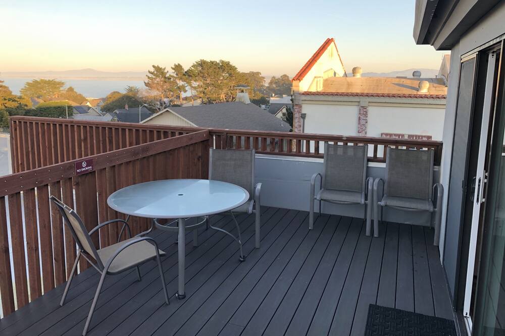 Photo of Patio Balcony in Pacific Grove