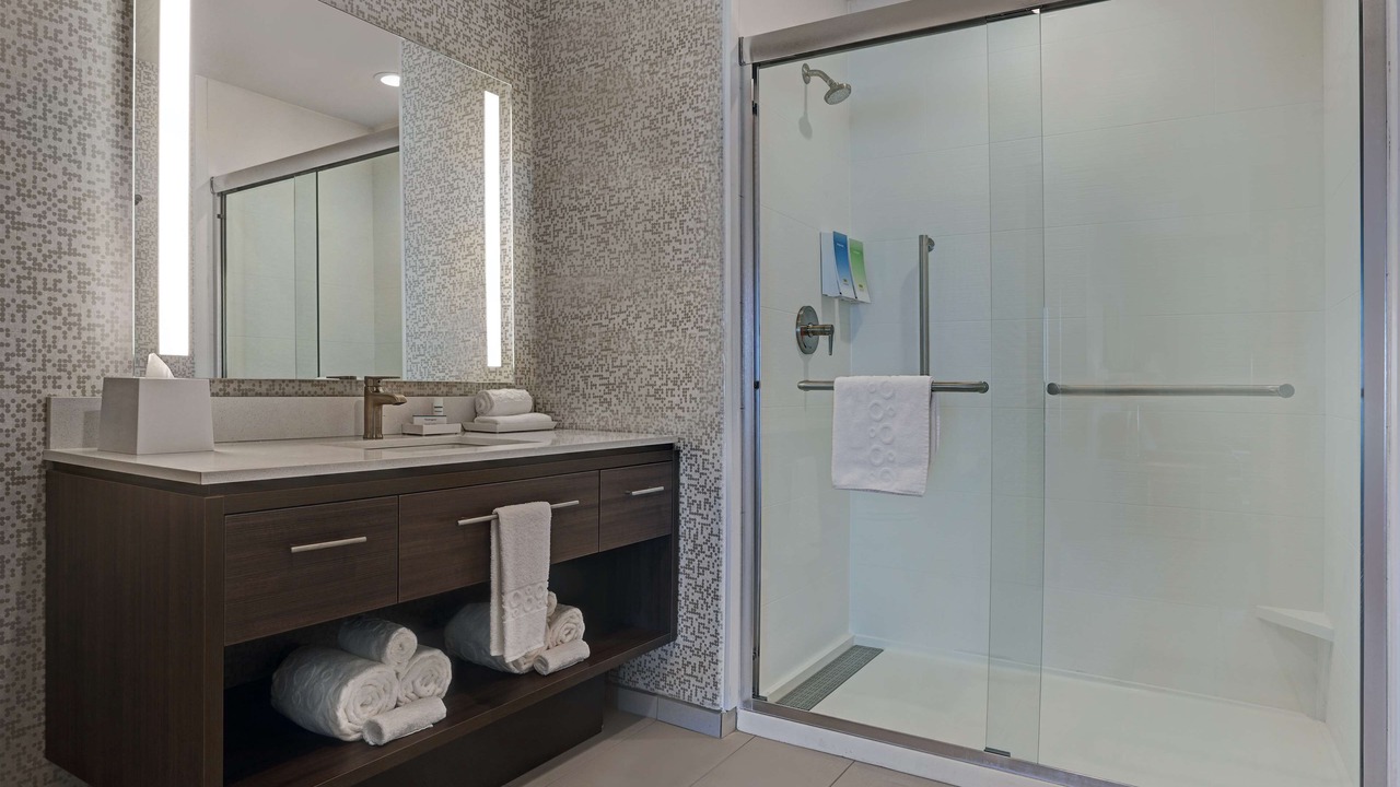 Photo of Others in Tracy