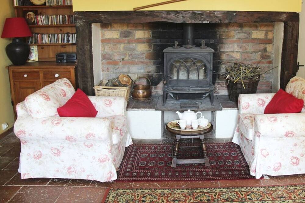 Photo of Livingroom in LIsle-en-Dodon