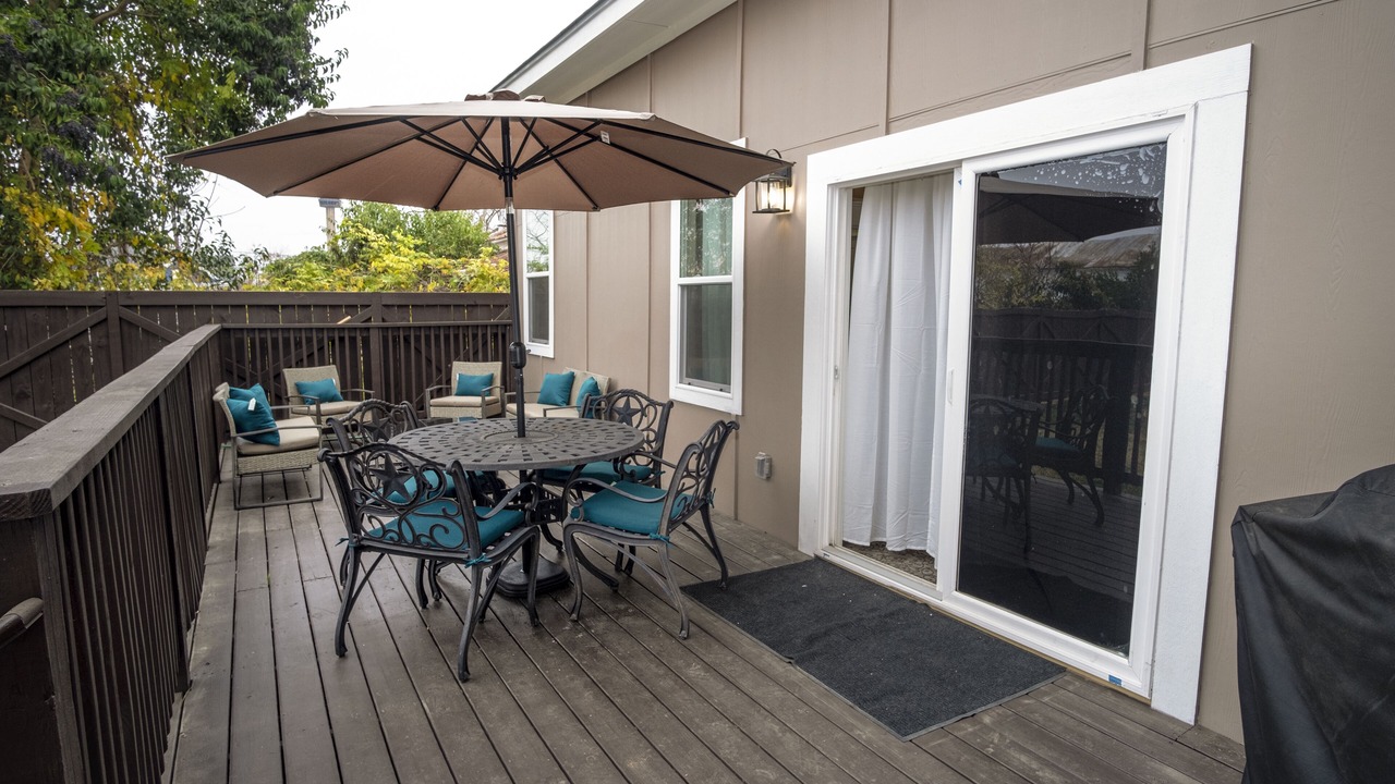 Photo of Patio Balcony in Near East Side