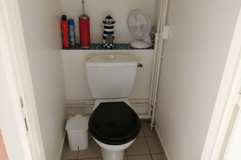 Photo of Bathroom in Saint-Gilles-Croix-de-Vie