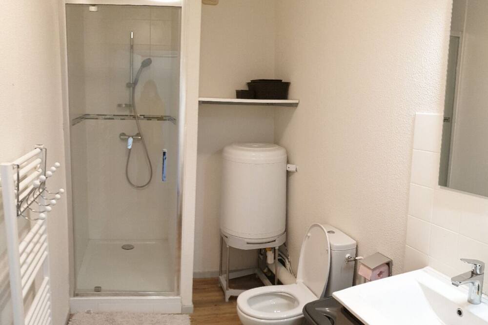 Photo of Bathroom in Savignac-les-Eglises