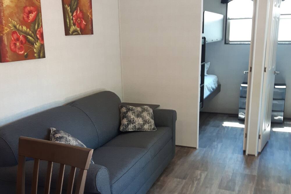 Photo of Livingroom in Washago