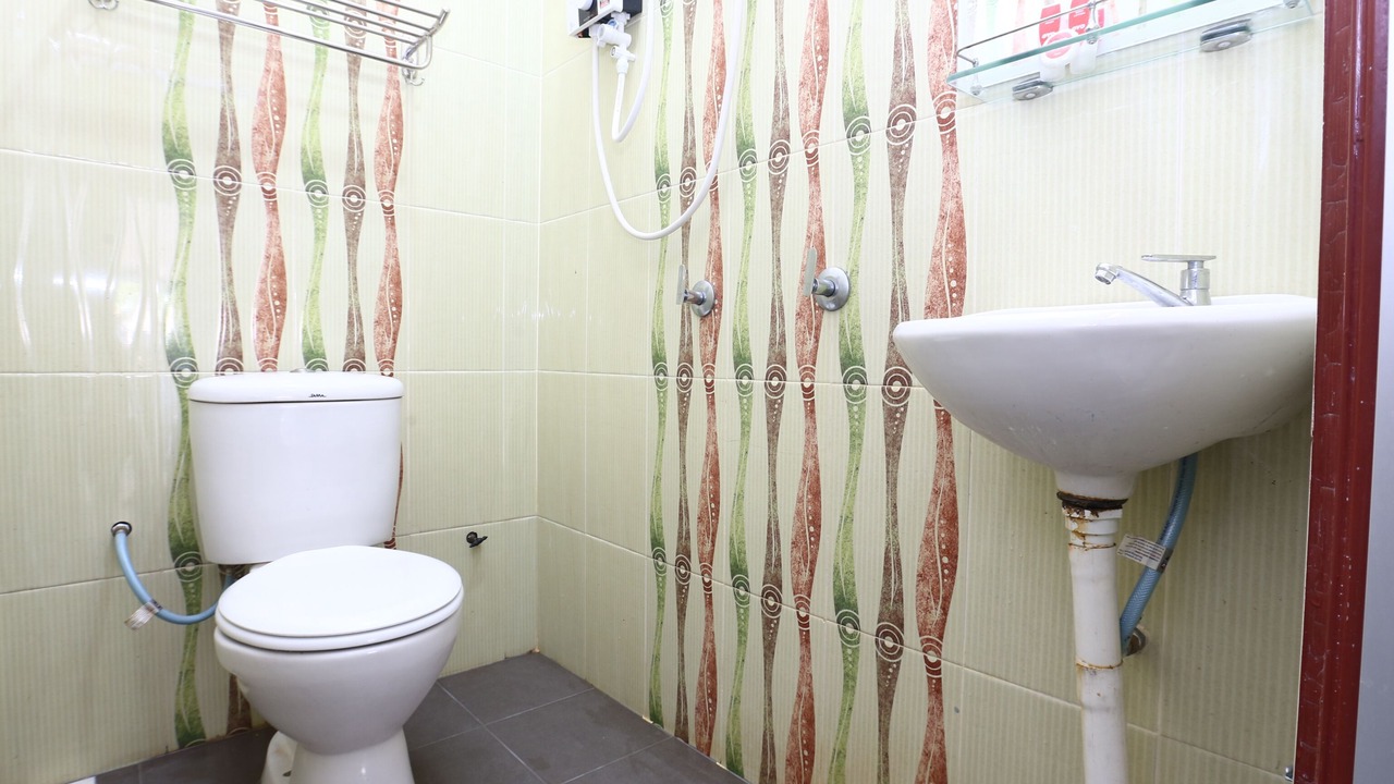 Photo of Bathroom in Kampong Raja