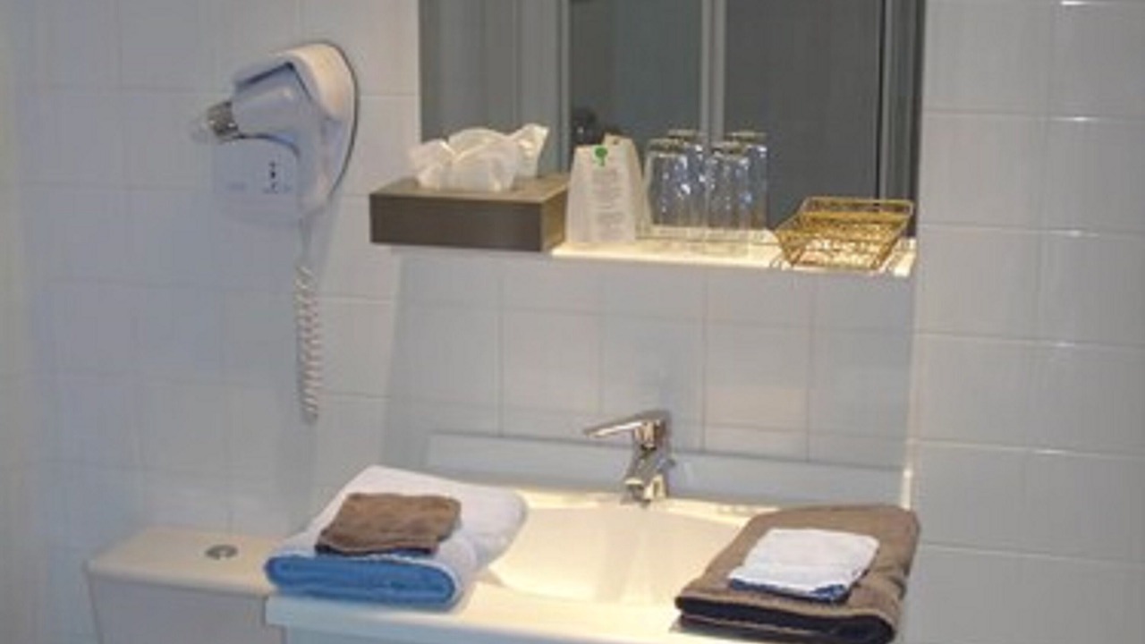 Photo of Bathroom in Arcy-sur-Cure