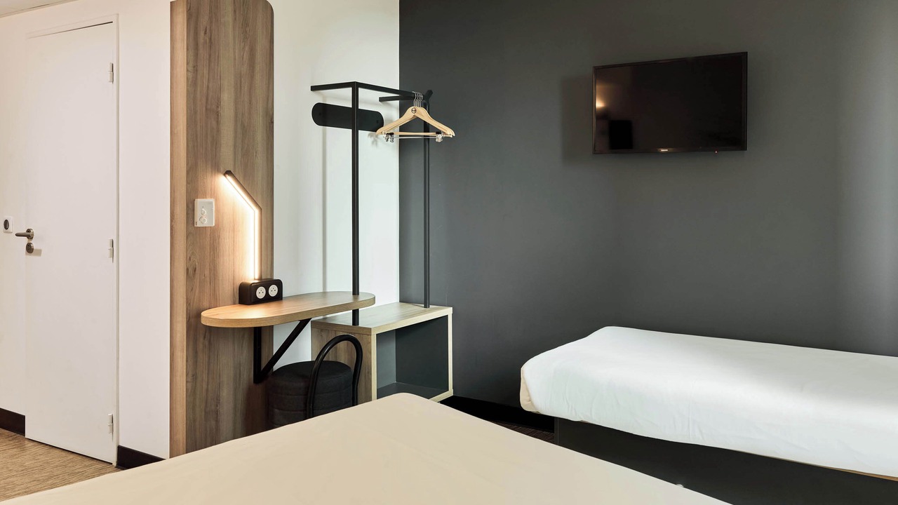 Photo of Bedroom in Bagnolet