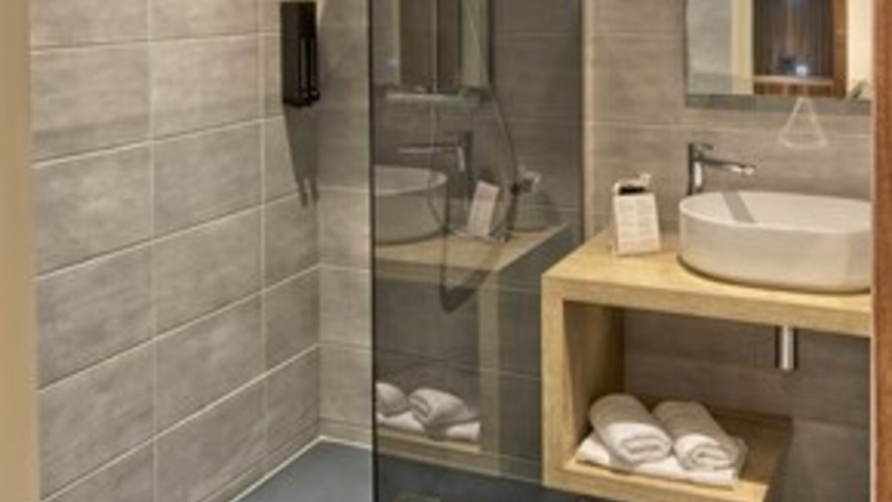 Photo of Bathroom in Boutervilliers