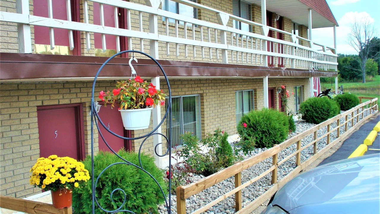 Photo of Patio Balcony in South Lyon