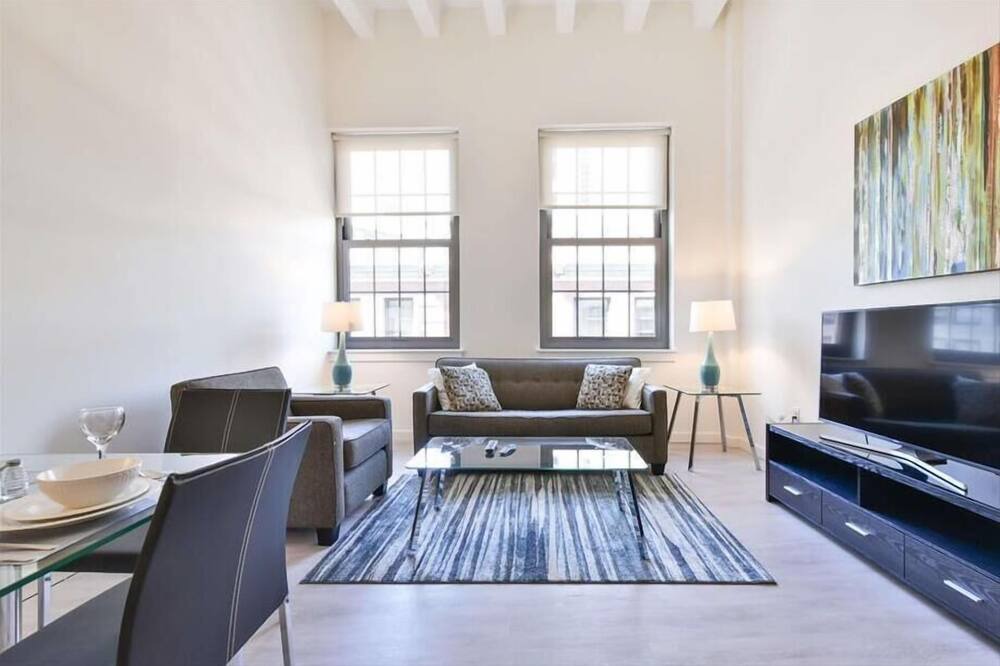 Photo of Bedroom in Chinatown