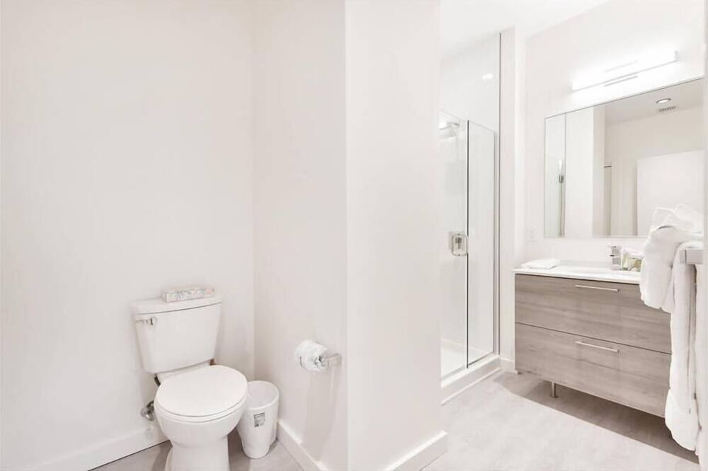 Photo of Bathroom in Chinatown