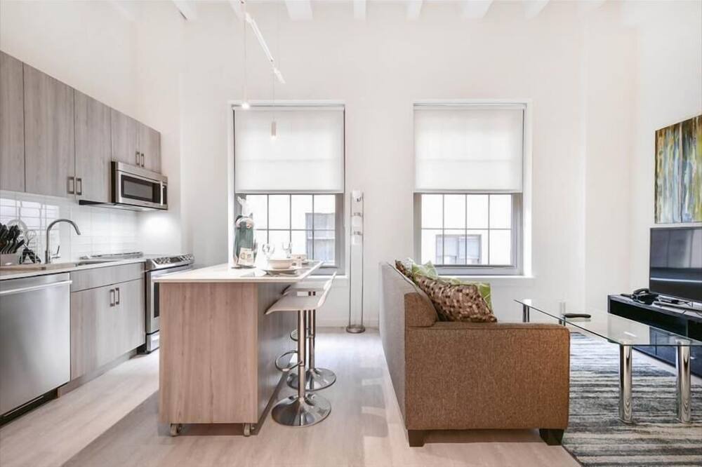 Photo of Bedroom in Chinatown