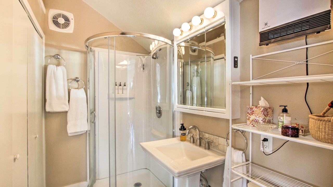 Photo of Others in Adelma Beach