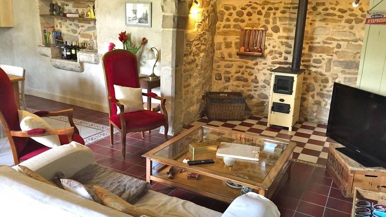 Photo of Others in Ledeuix