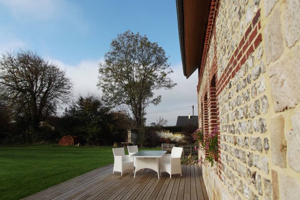 Photo of Patio Balcony in Canouville
