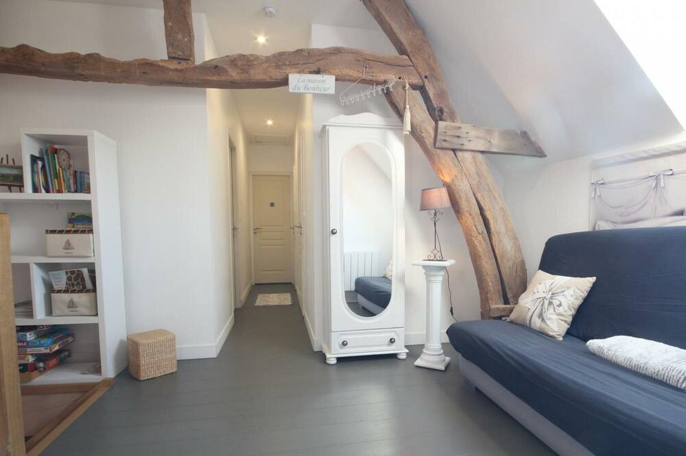 Photo of Livingroom in Canouville