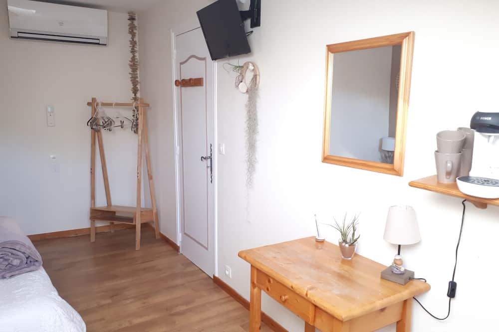 Photo of Bedroom in Venterol