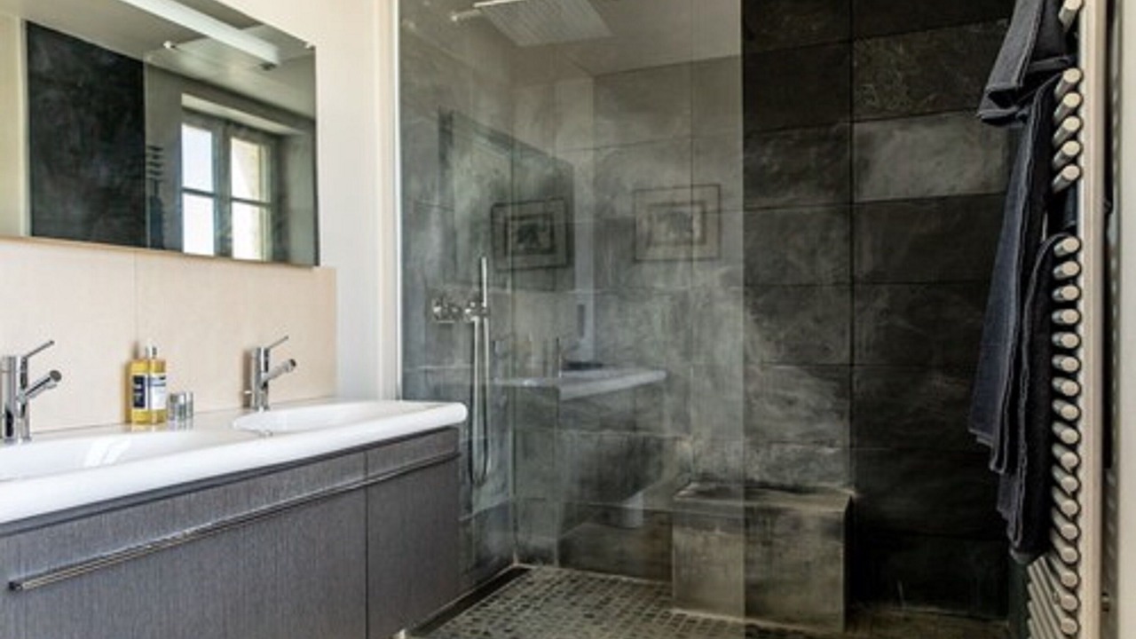 Photo of Bathroom in Entrecasteaux