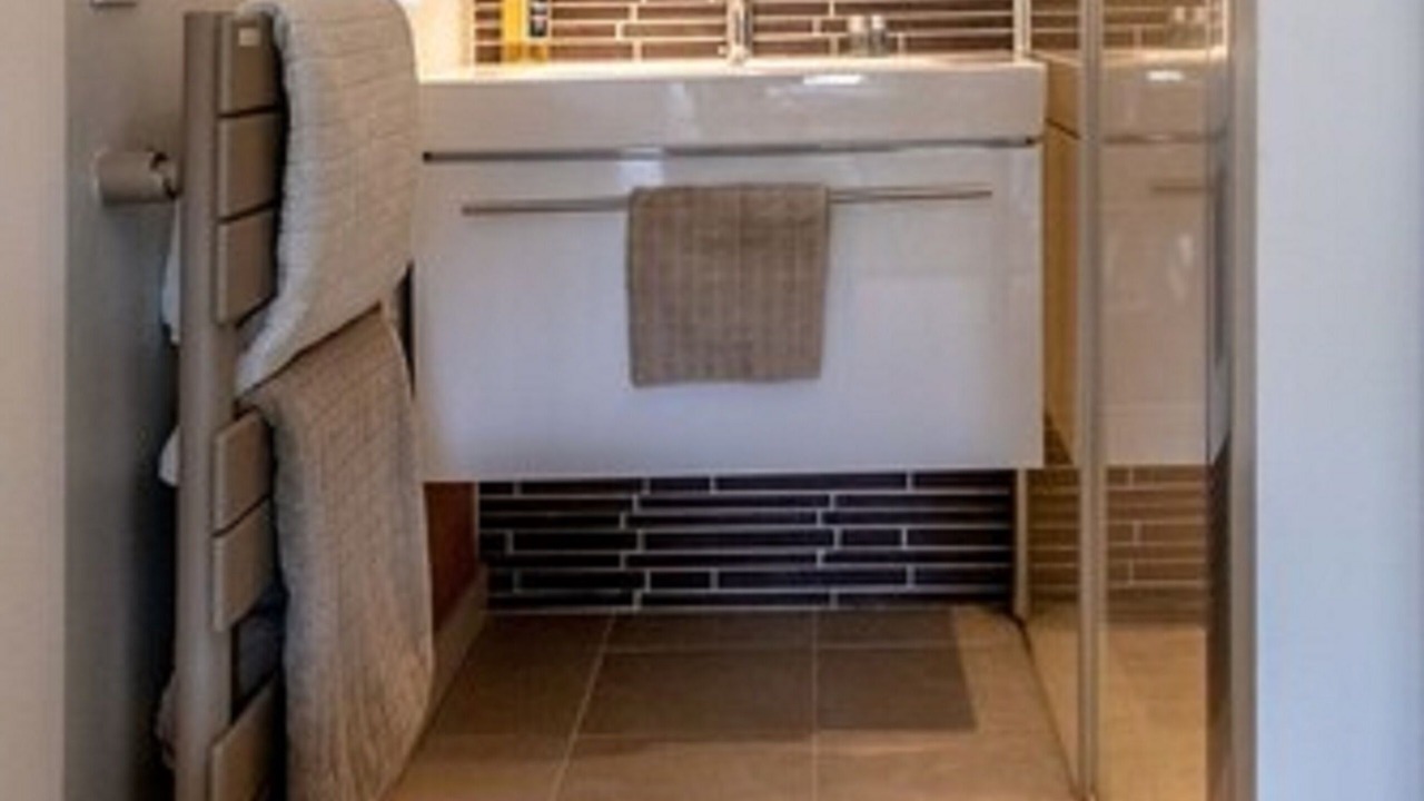 Photo of Bathroom in Entrecasteaux