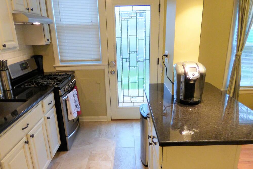 Photo of Kitchen in Forest Park