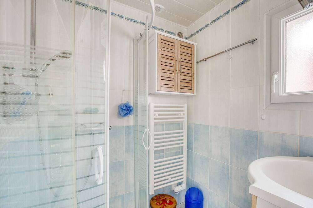 Photo of Bathroom in Landevieille