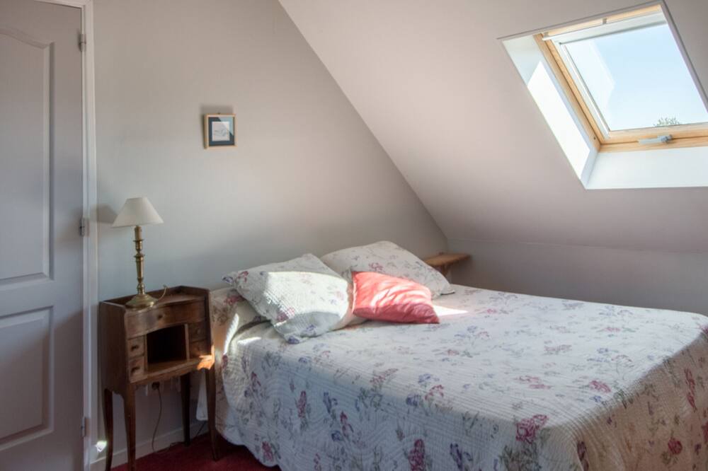 Photo of Bedroom in Sahurs