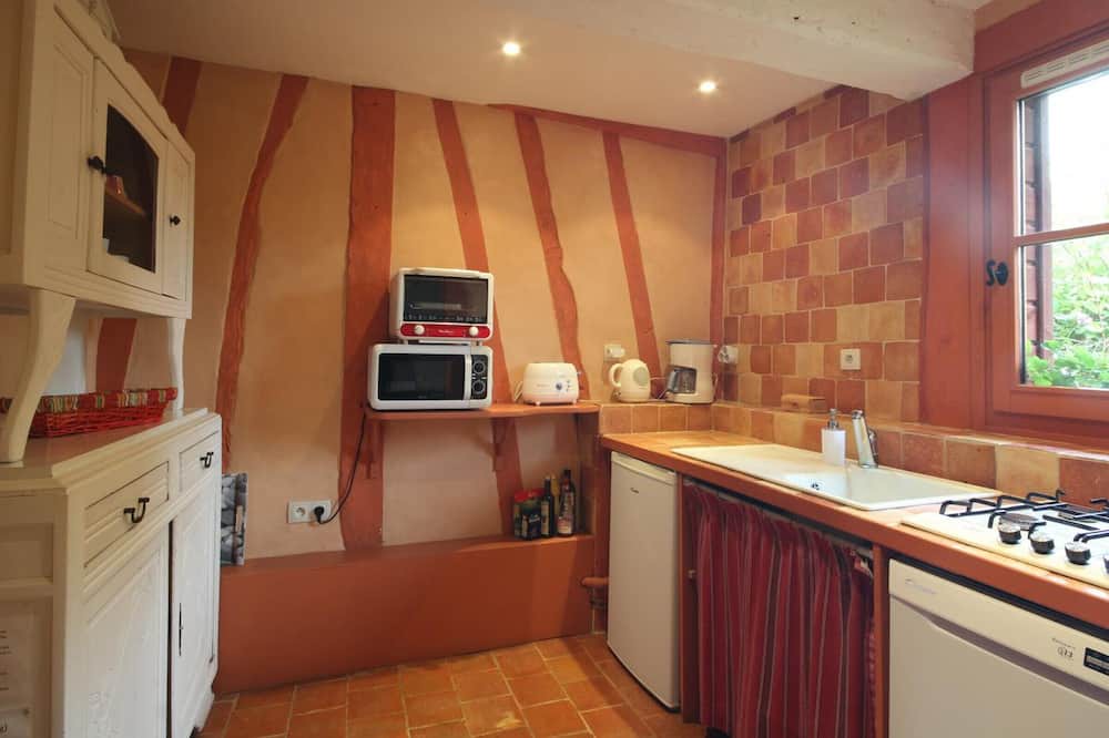 Photo of Kitchen in Bully