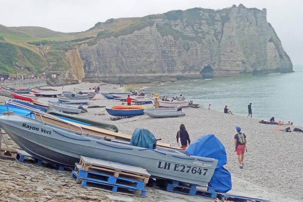 Photo of Others in Etretat