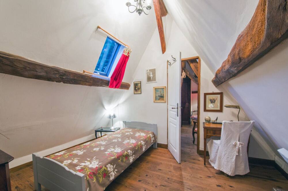 Photo of Bedroom in Paluel