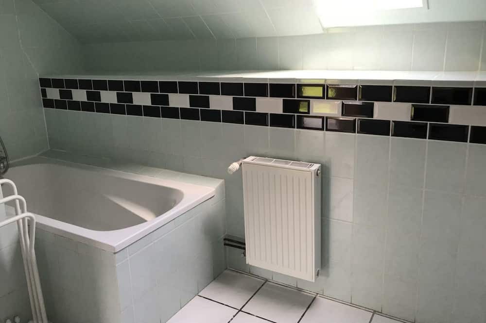 Photo of Bathroom in Breaute