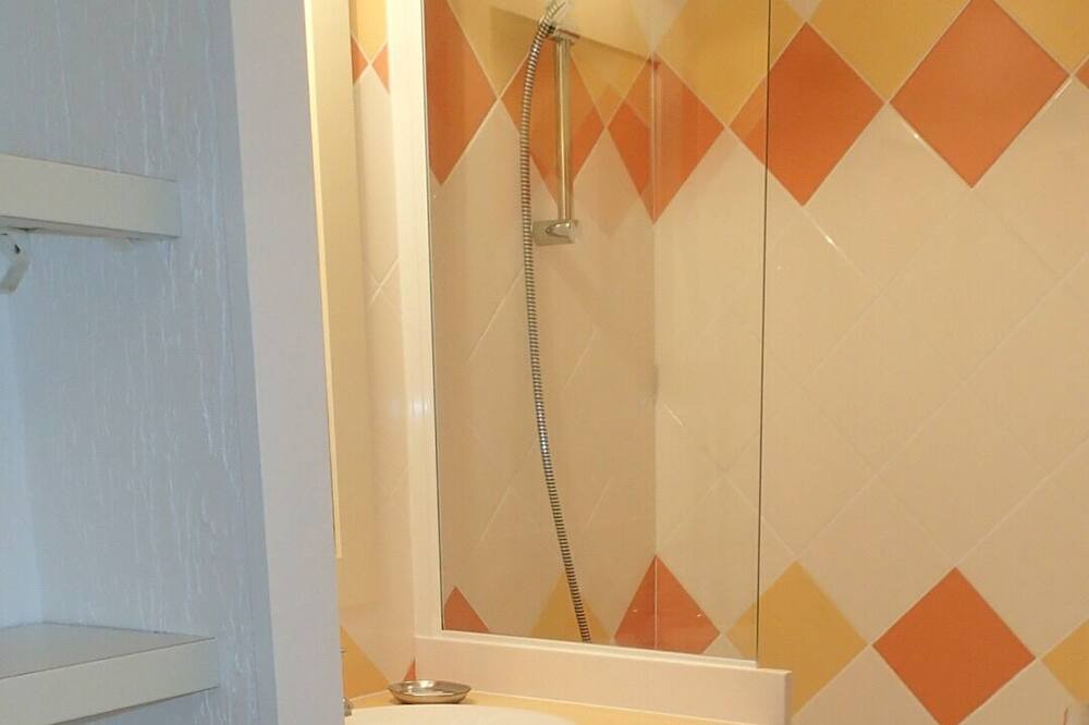 Photo of Bathroom in Fabron