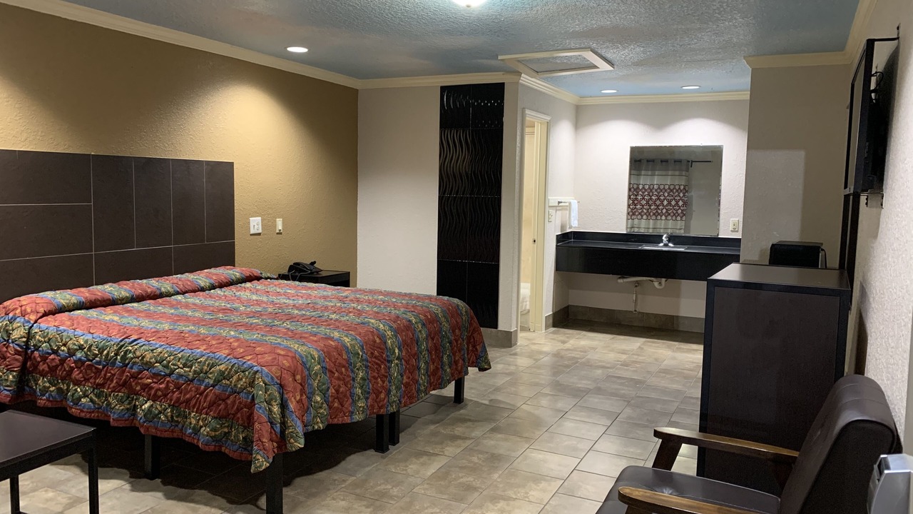 Photo of Bedroom in Greater Fondren Southwest