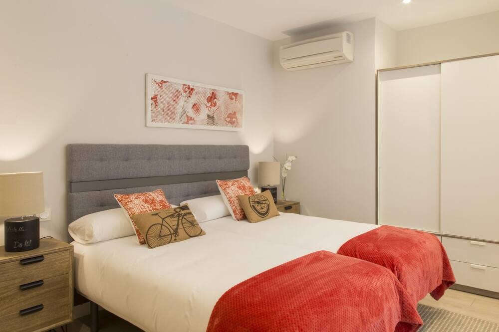 Photo of Bedroom in Abando