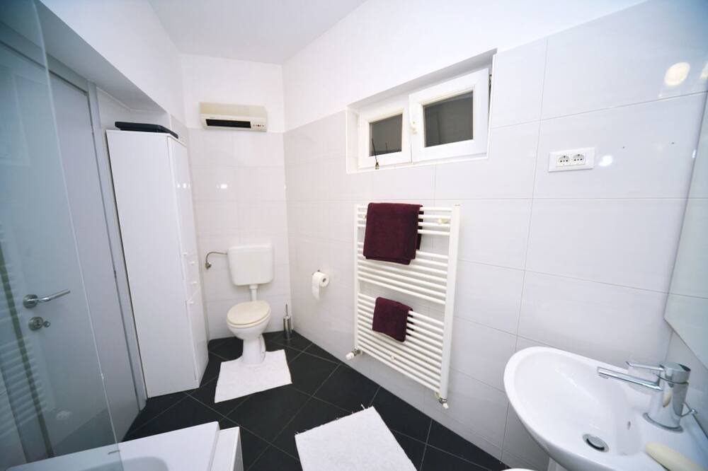Photo of Bathroom in Bregi