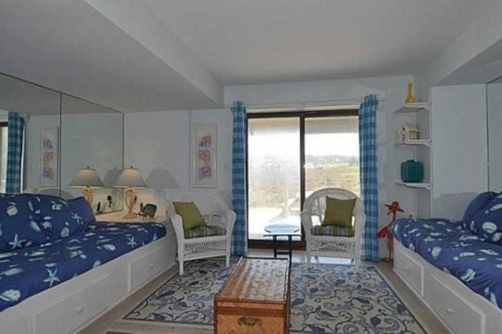 Photo of Bedroom in Northeast Virginia Beach