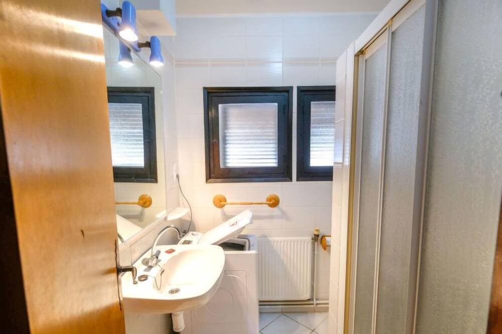 Photo of Bathroom in Parc de Mont-roig