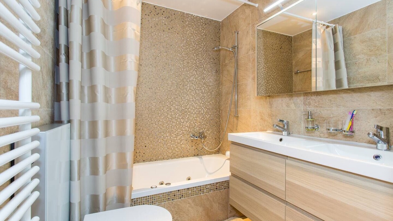 Photo of Bathroom in Montreux