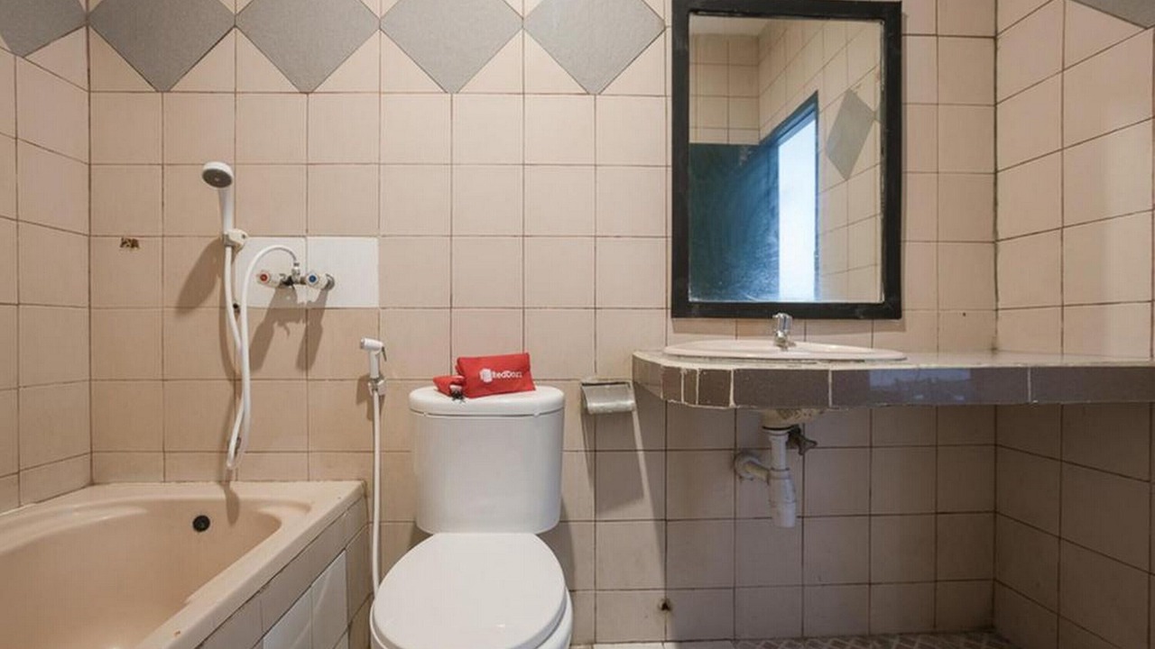 Photo of Bathroom in Chinatown