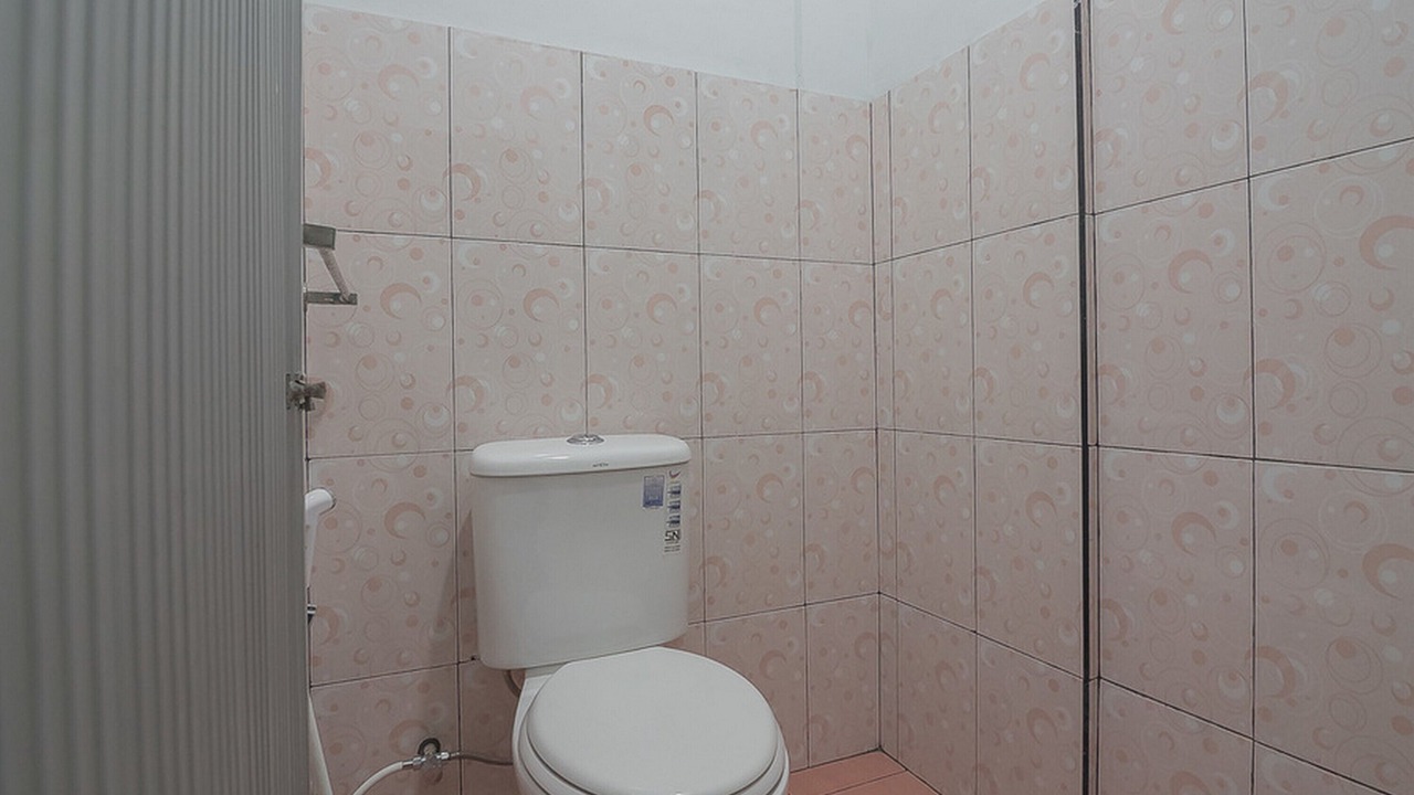 Photo of Bathroom in Singkawang