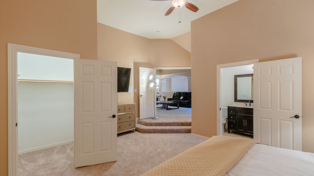 Photo of Bedroom in Far North Dallas